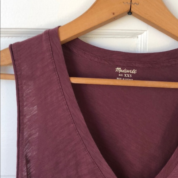Madewell V Neck Tank - Picture 2 of 2